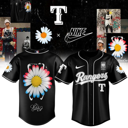 ..G-Dragon’s PEACEMINUSONE x Baseball Fullteam Jersey