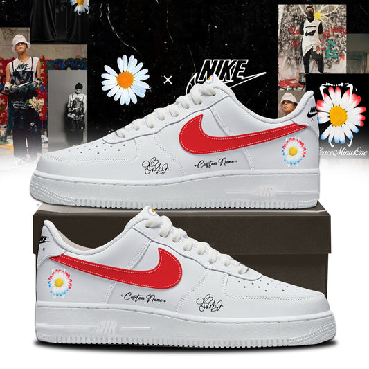 ..G-Dragon’s PEACEMINUSONE Shoes 4