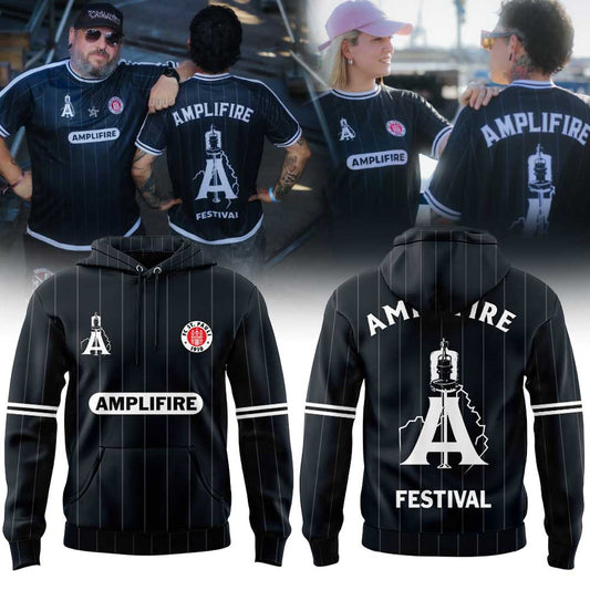 FC St. Pauli und AMPLIFIRE haben gemeinsam ein Trikot entworfen! Hoodie